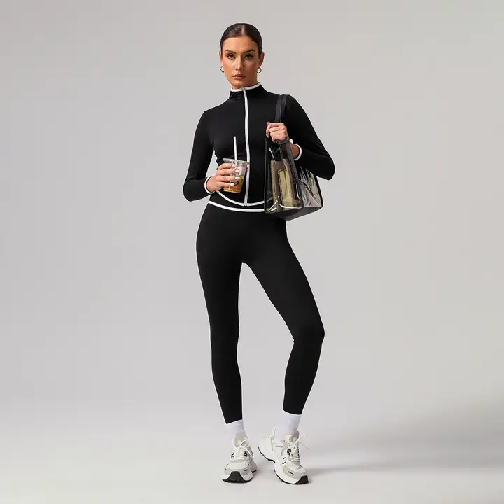 Customized High-Quality Yoga Set: Two-Tone Vest & Sports Leggings